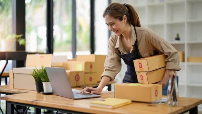 O que é Figital? Definição, aplicações e futuro entre negócios físicos e digitais
